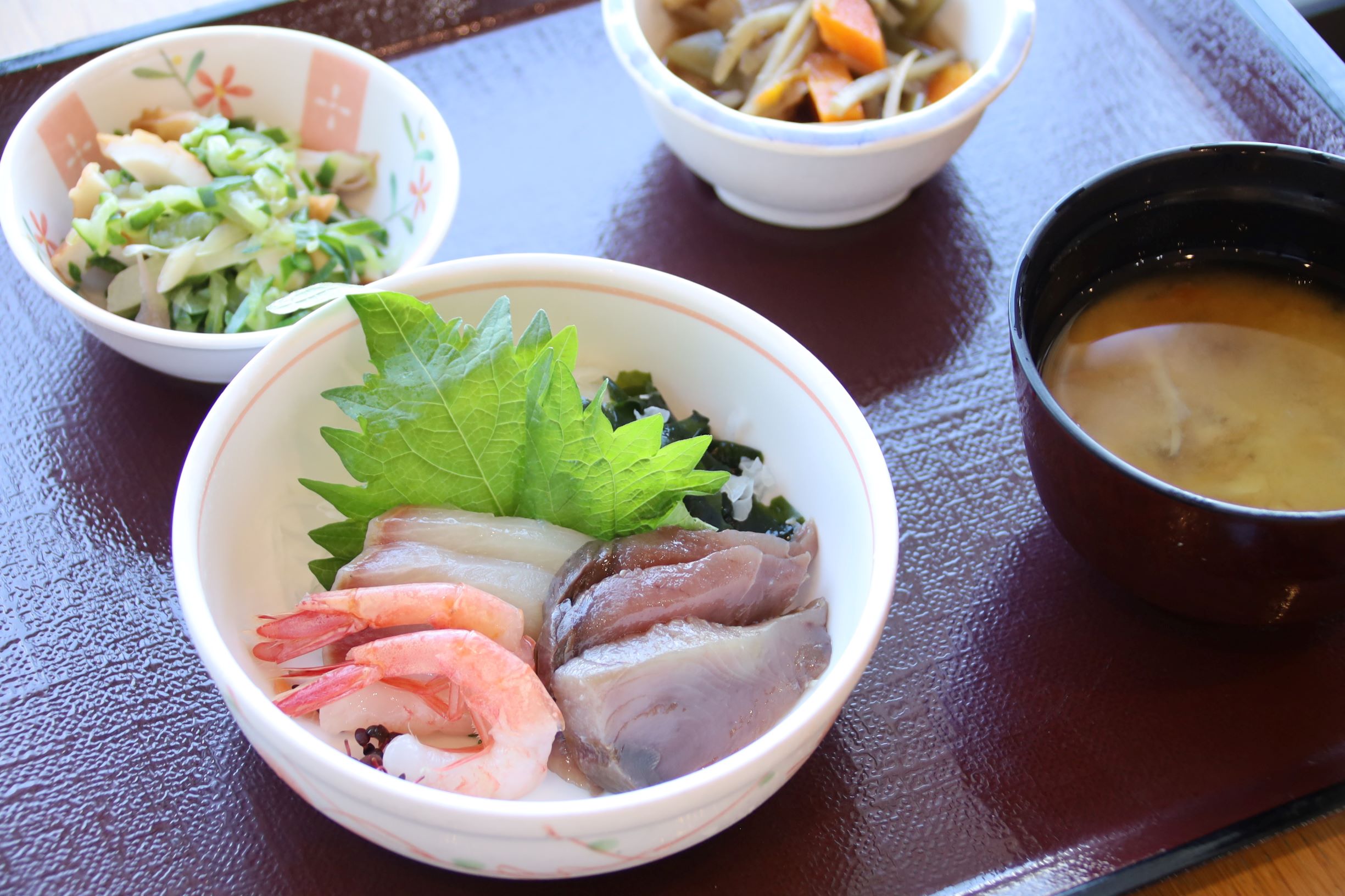 ５月２８日（木）
夕食A食　今季最後！！お造り