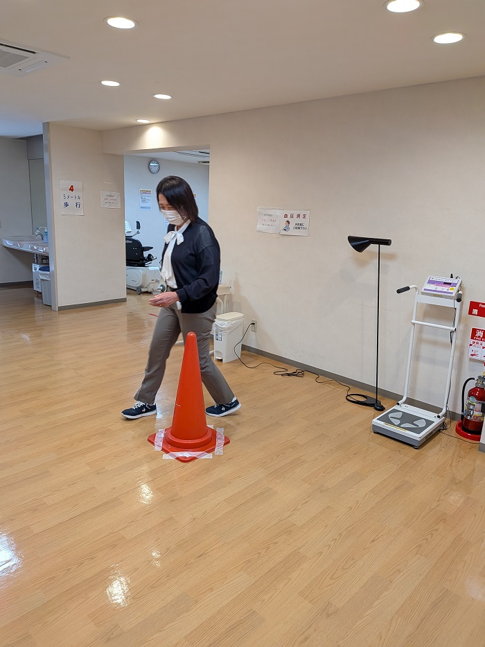 転ばないように素早いコーナリング