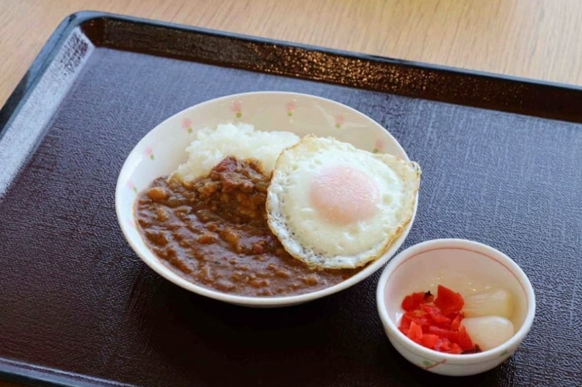 9月28日（月）
昼食　A食　大豆ミートカレー
