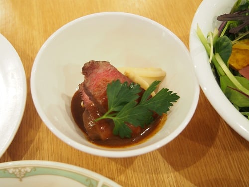 ◆牛肉のワイン煮