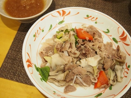A食：牛肉野菜炒めおろしポン酢かけ