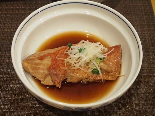 B：金目鯛の煮付け