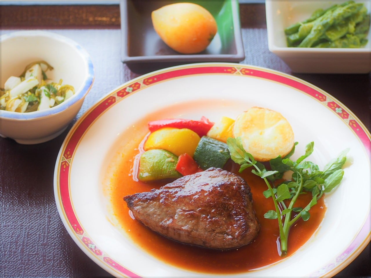 「MENU」
