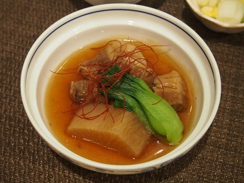 A食：牛肉と大根の煮込み