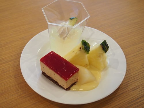 《すだちゼリーとケーキ》