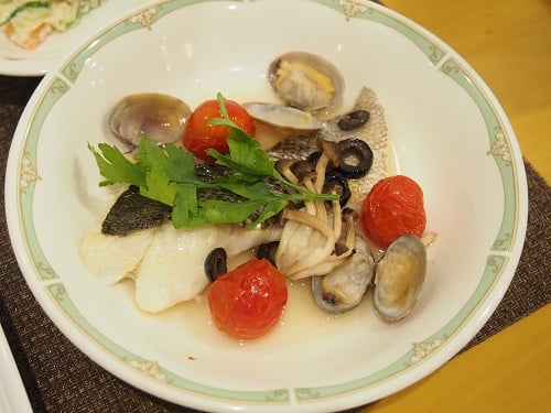 B食：すずきとあさりのアクアパッツア