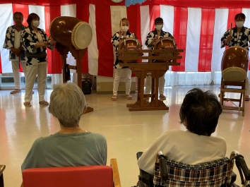 海南神社祭囃子保存楽囃会の皆様による祭囃子