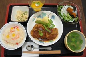 ４月のお誕生日食